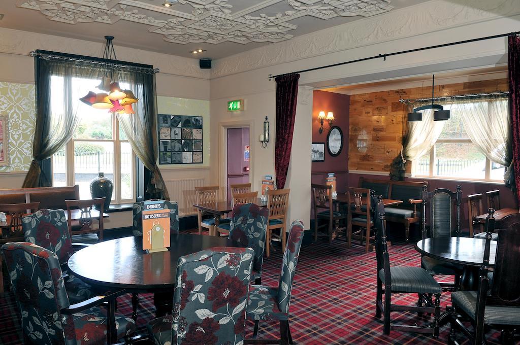 Talardy, St Asaph By Marston'S Inns Esterno foto