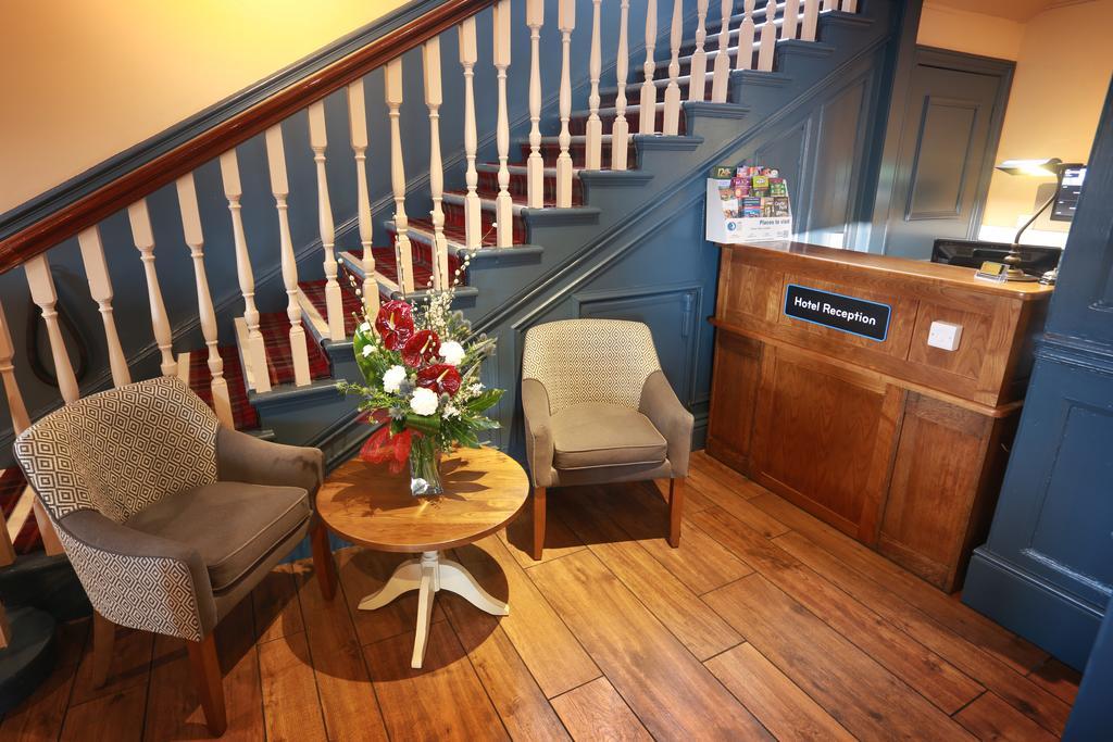 Talardy, St Asaph By Marston'S Inns Esterno foto